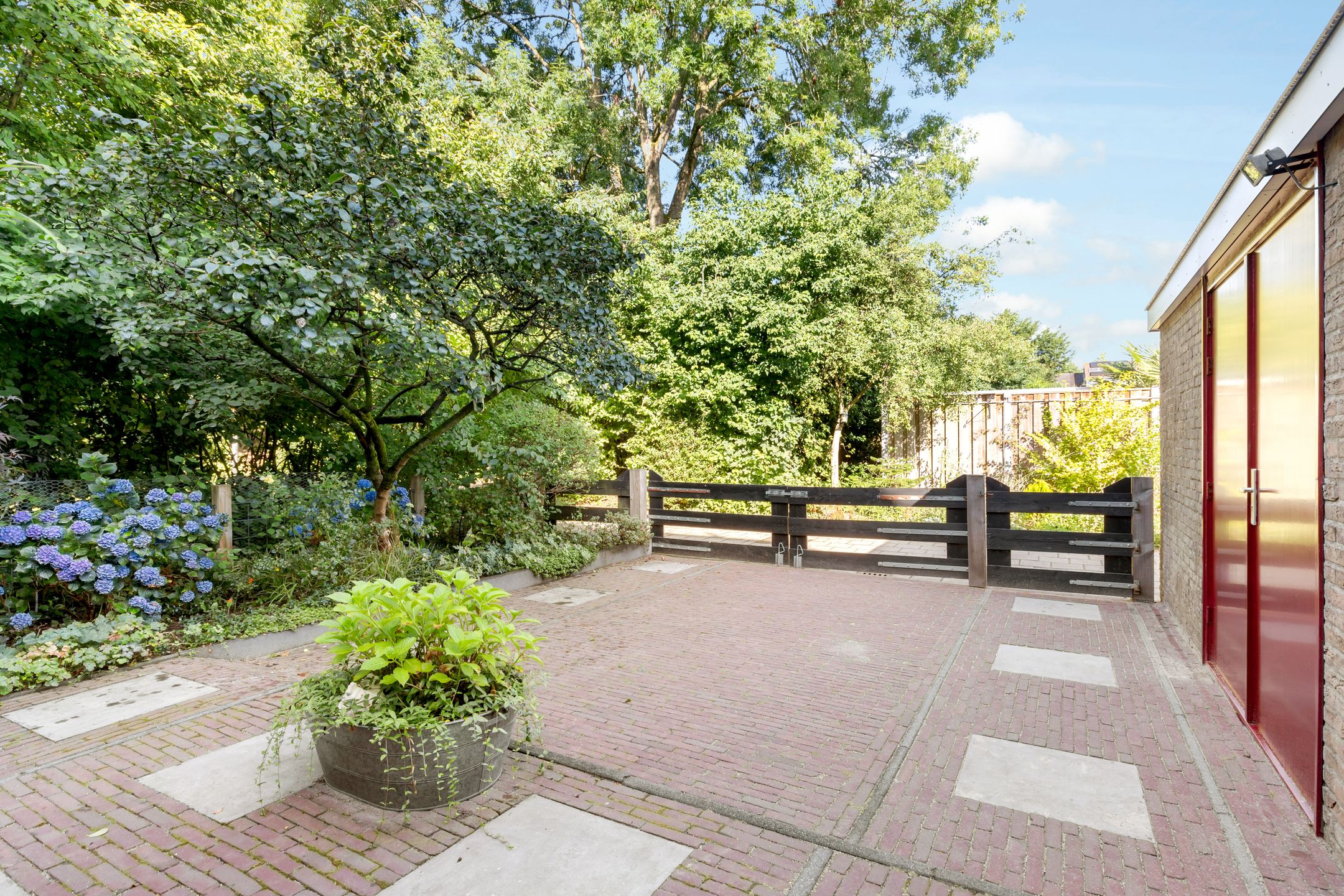 Foto 6 van Brucknerlaantje 59