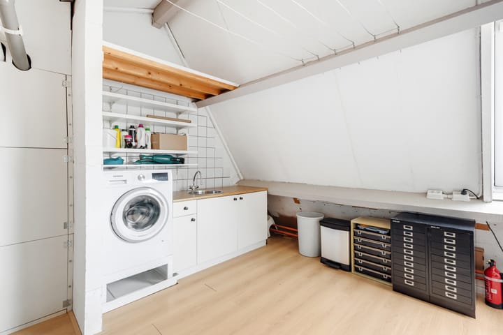 Foto 25 van Brucknerlaantje 59