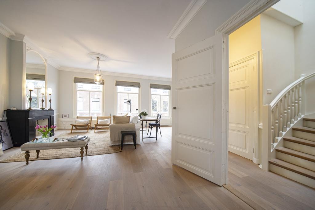 Photo 9 of Riouwstraat 166-A