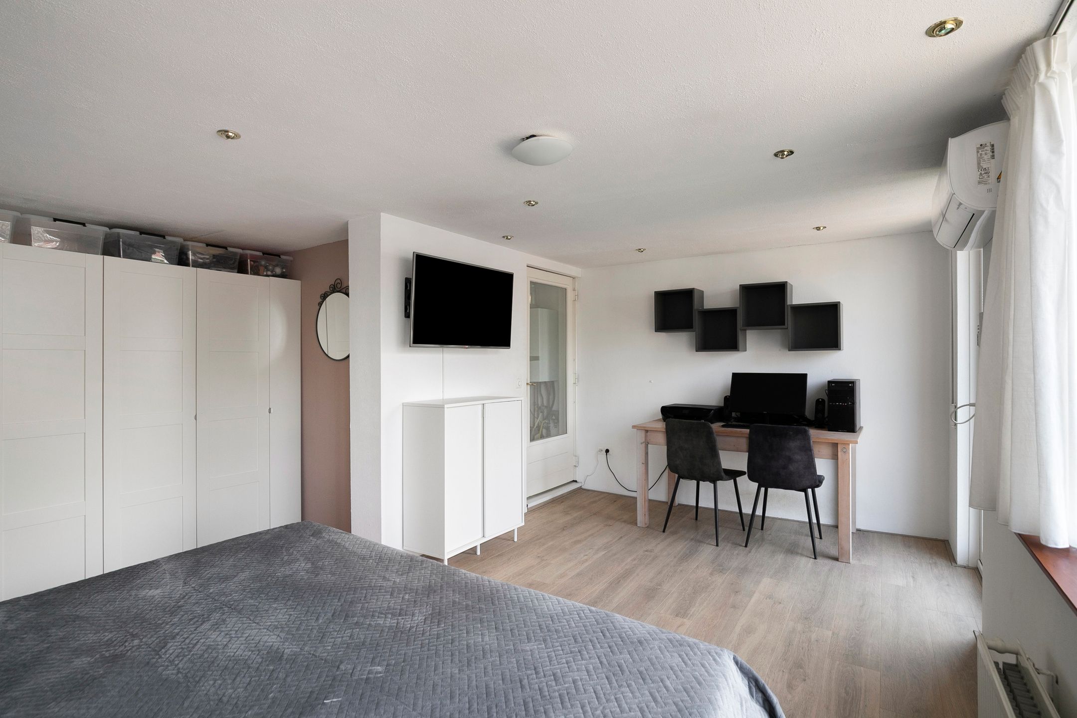 Foto 12 van Reigersbekstraat 25