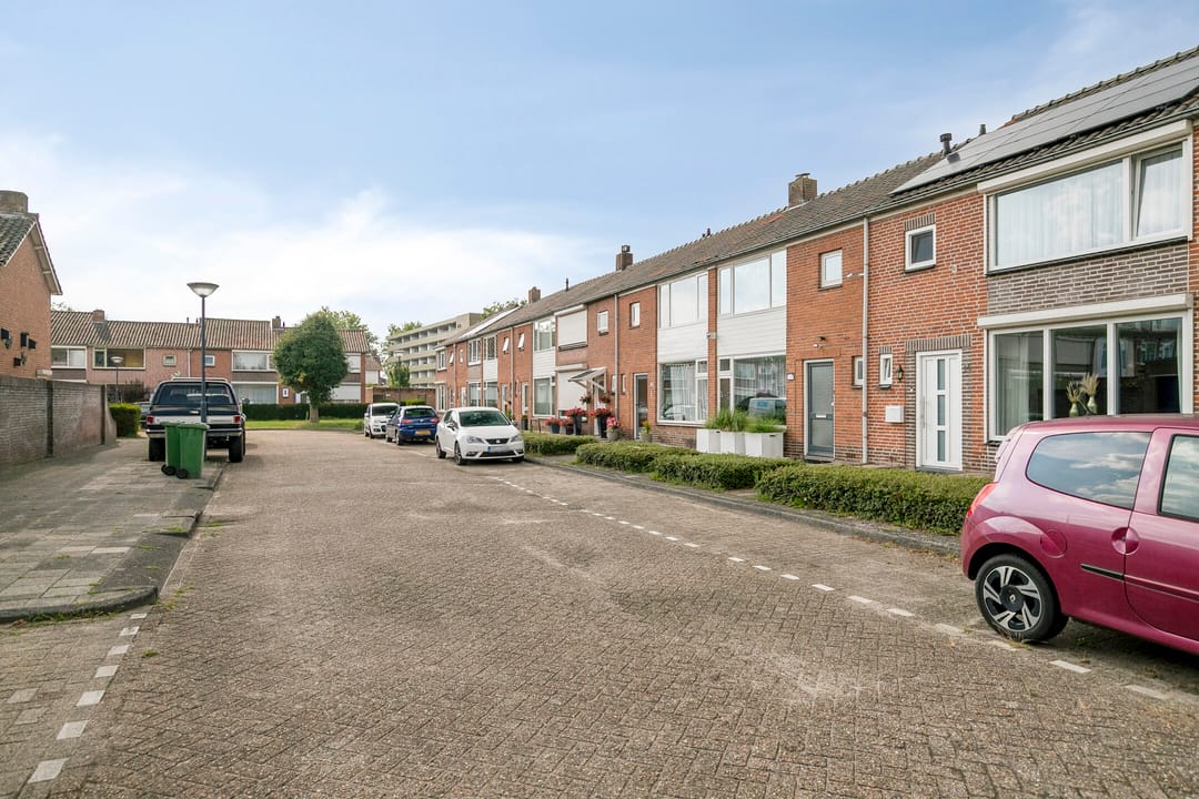 Foto 32 van Reigersbekstraat 25