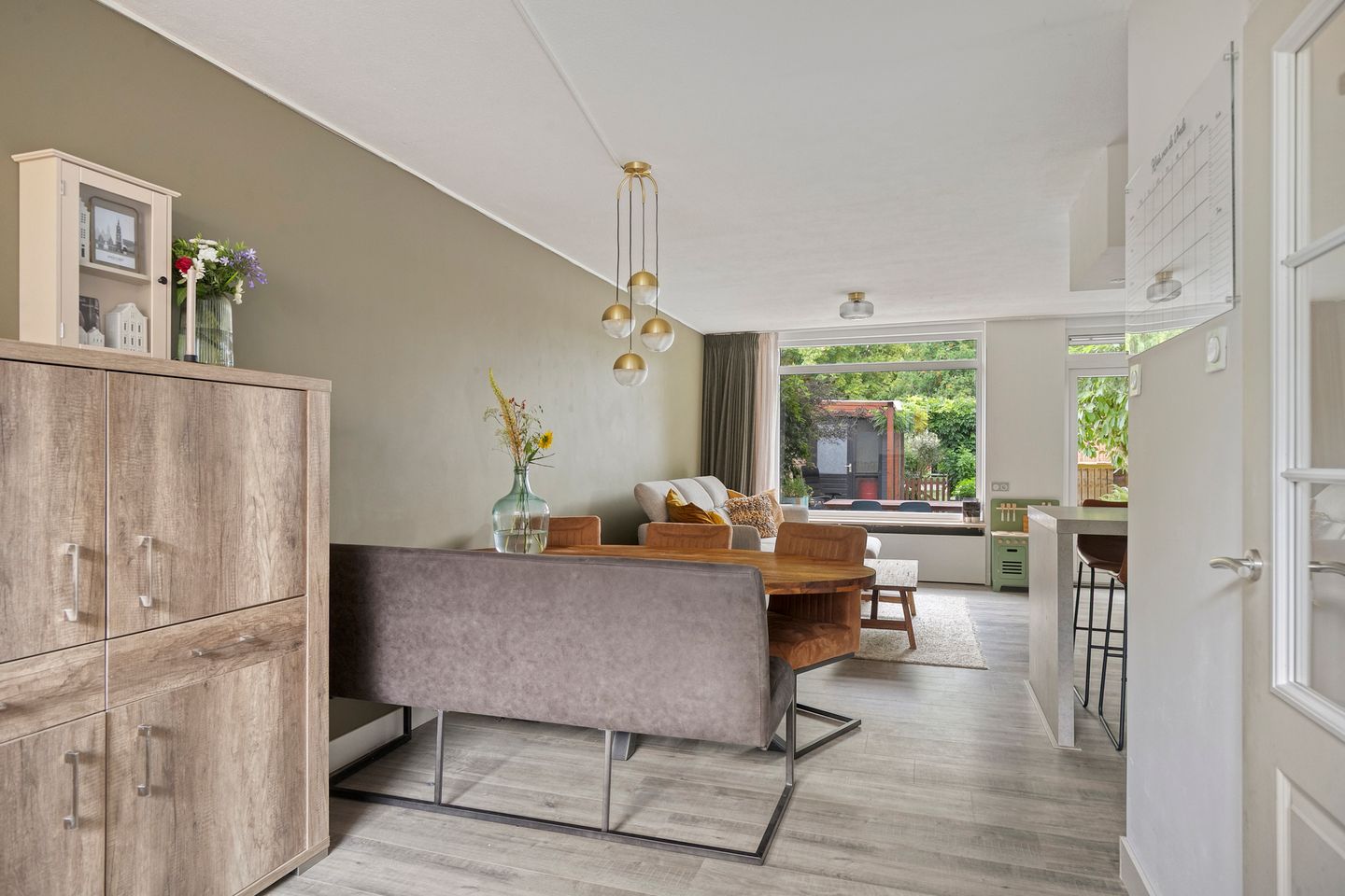 Foto 10 van Weg van de Vrede 8