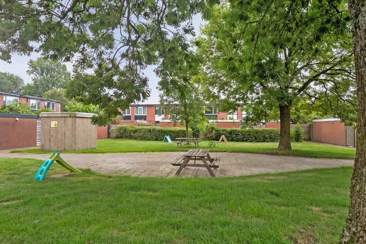 Foto 33 van Weg van de Vrede 8