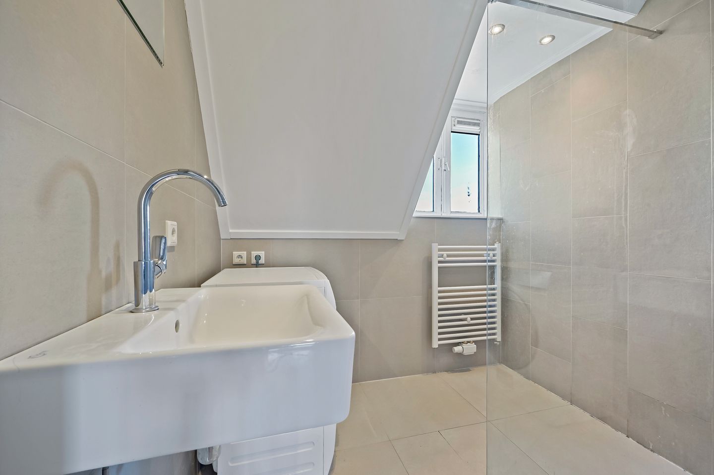 Photo 20 of Ternatestraat 101