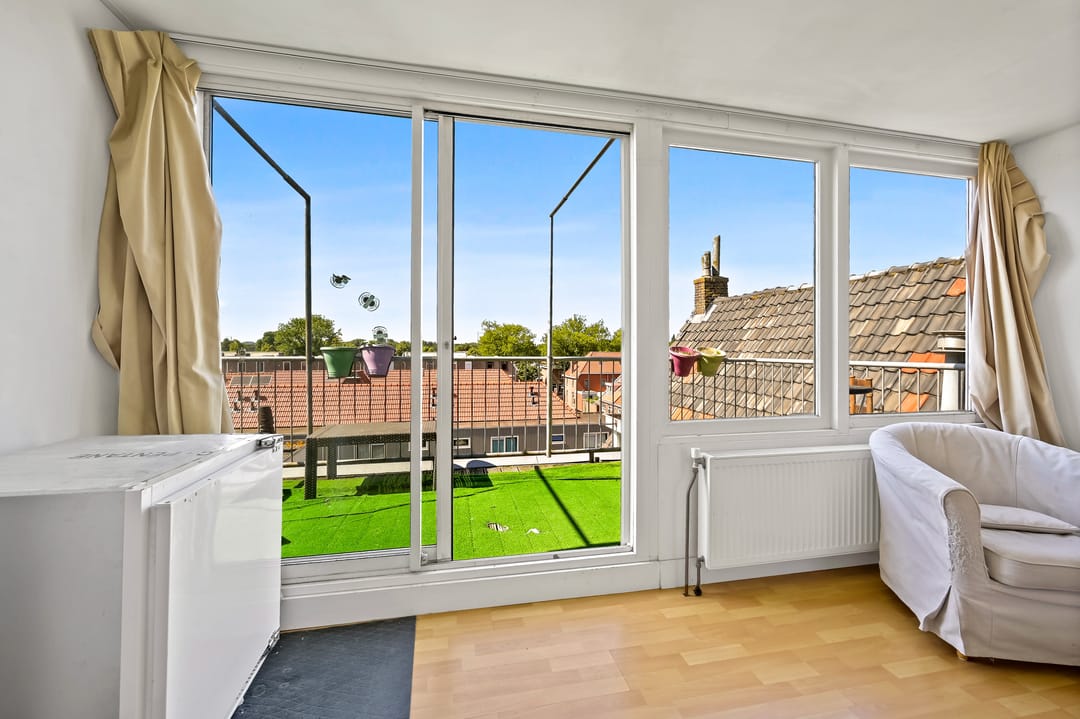 Photo 32 of Ternatestraat 101