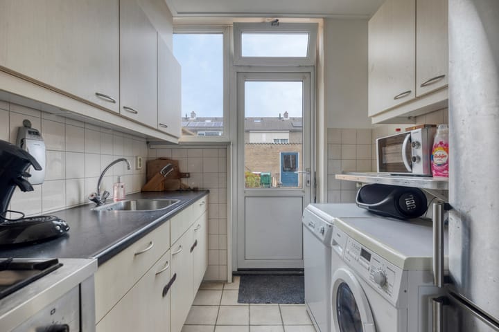 Foto 7 van Lelieplein 12