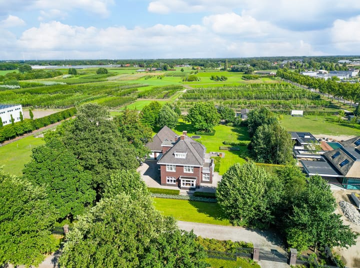 Foto 68 van Bredaseweg 24