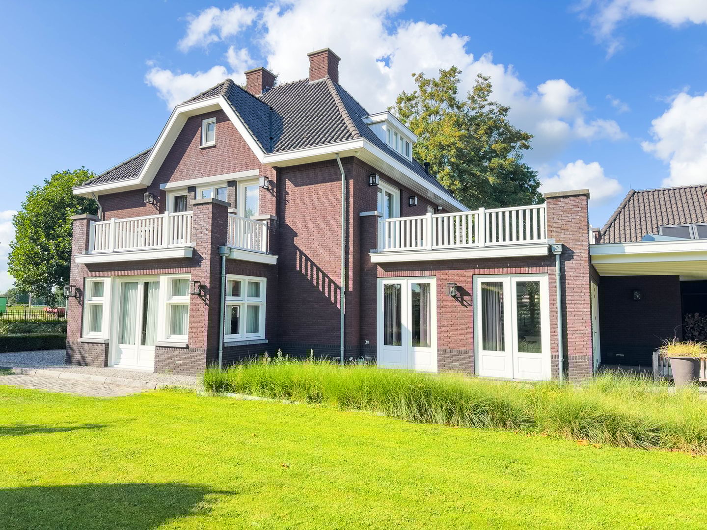 Photo 74 of Bredaseweg 24