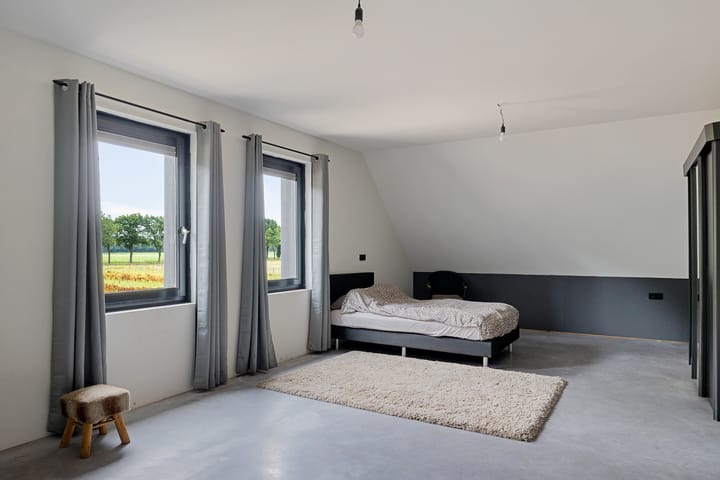 Photo 33 of Schapendijk 8-A