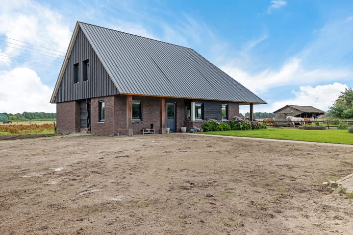 Photo 36 of Schapendijk 8-A