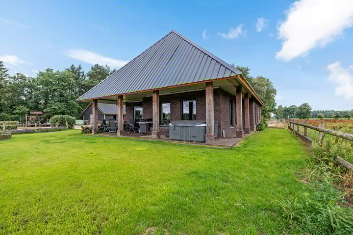 Photo 47 of Schapendijk 8-A