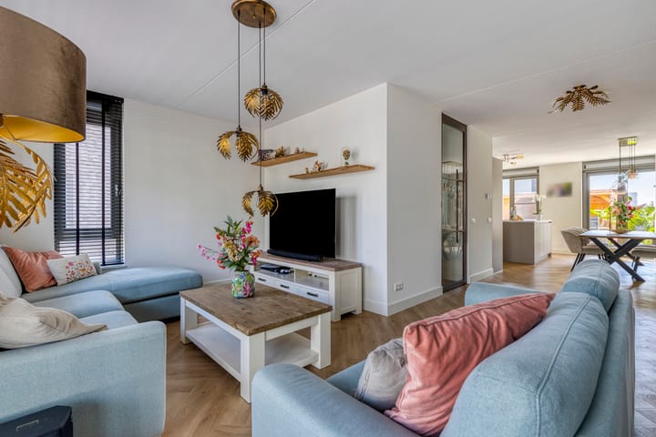 Foto 2 van Tijgeroog 11