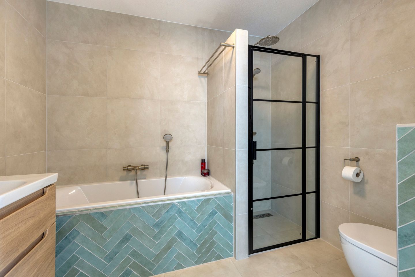 Photo 19 of Tijgeroog 11