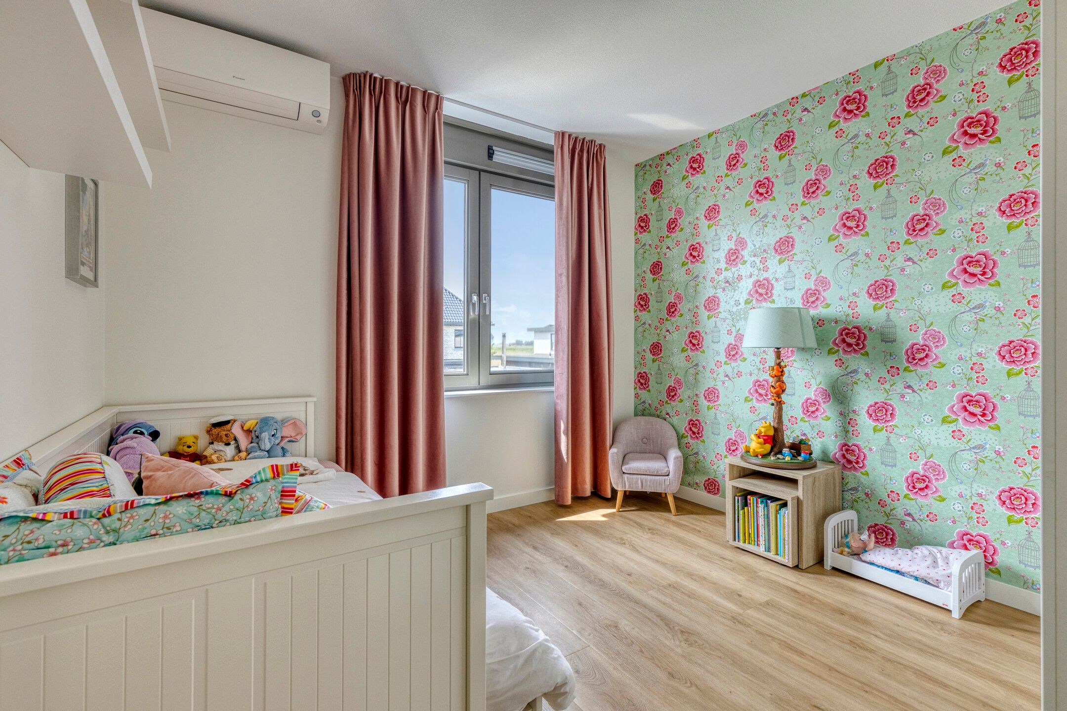 Photo 21 of Tijgeroog 11