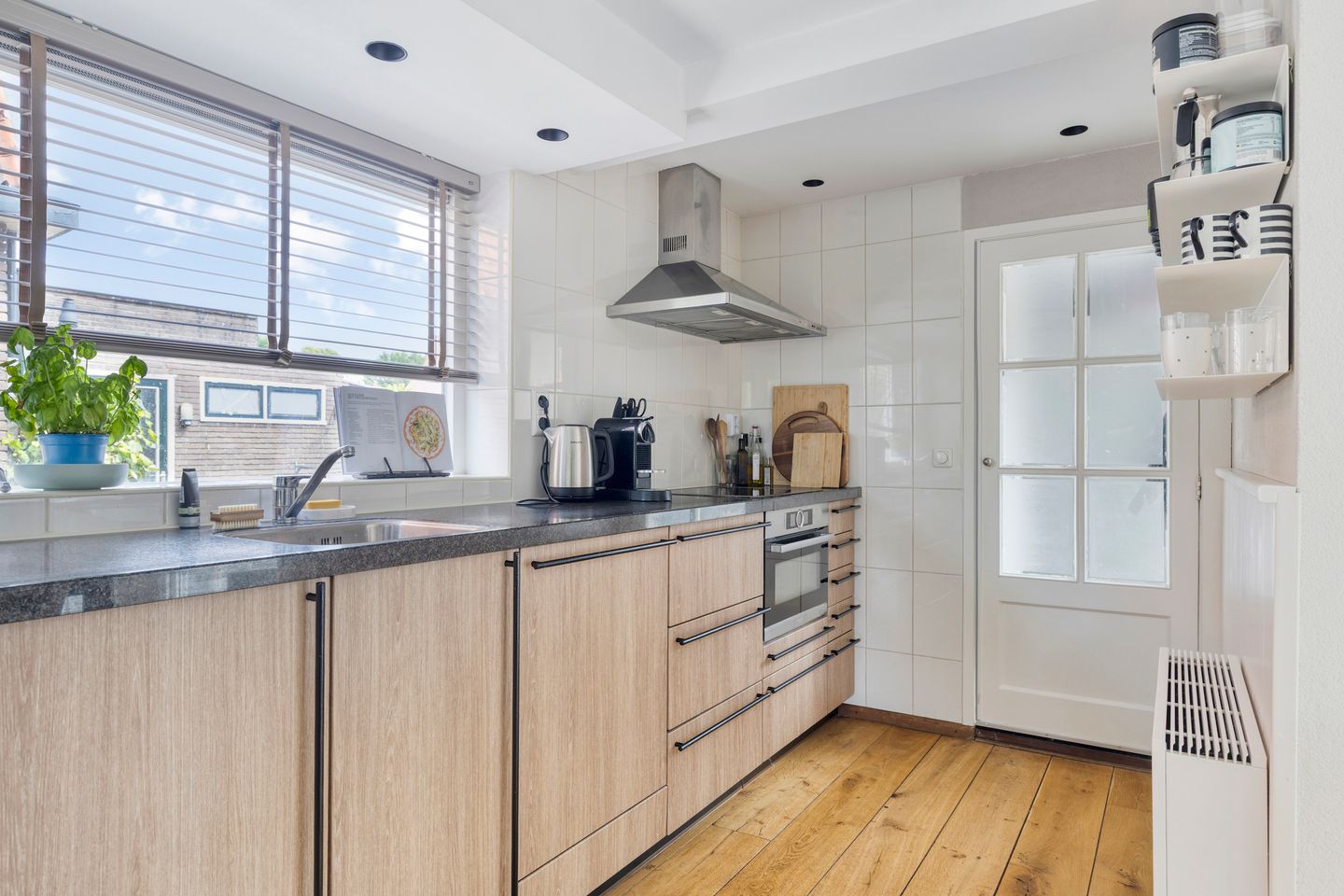 Foto 14 van Mr Halbe Binnertsstraat 18