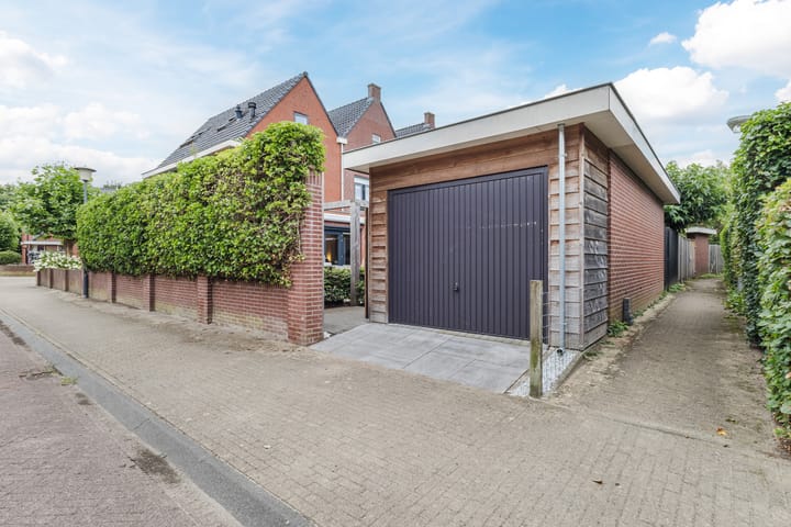 Foto 45 van Prinses Margrietlaan 2