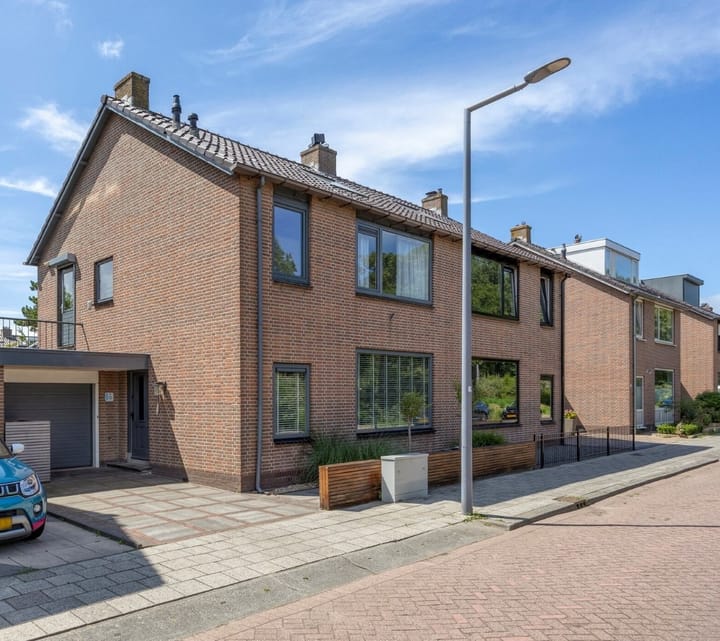 Foto 1 van Schelpweg 6