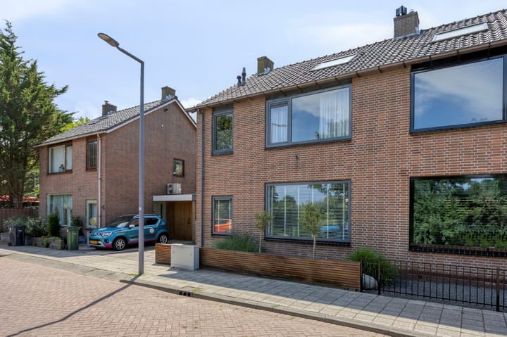 Foto 8 van Schelpweg 6