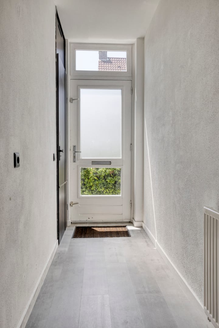 Photo 4 of Hemelrijksestraat 36