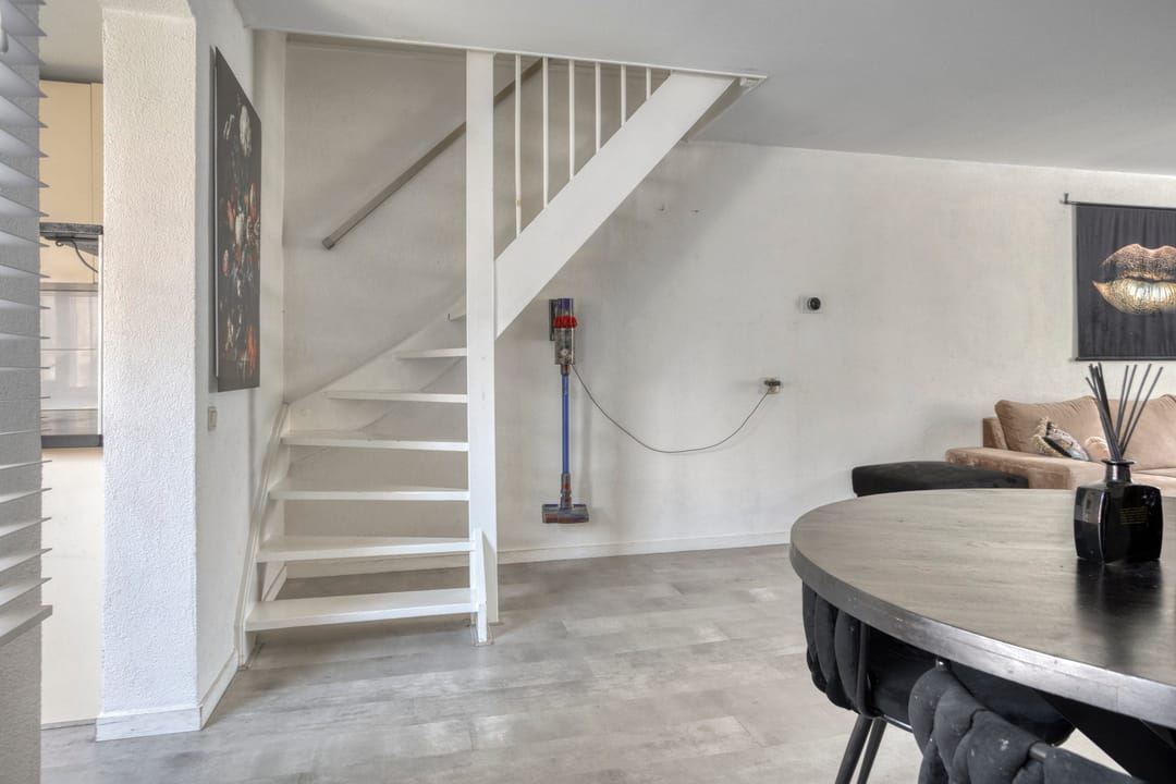 Photo 8 of Hemelrijksestraat 36