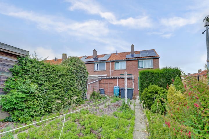 Foto 22 van Burgemeester Bouwmanstraat 28