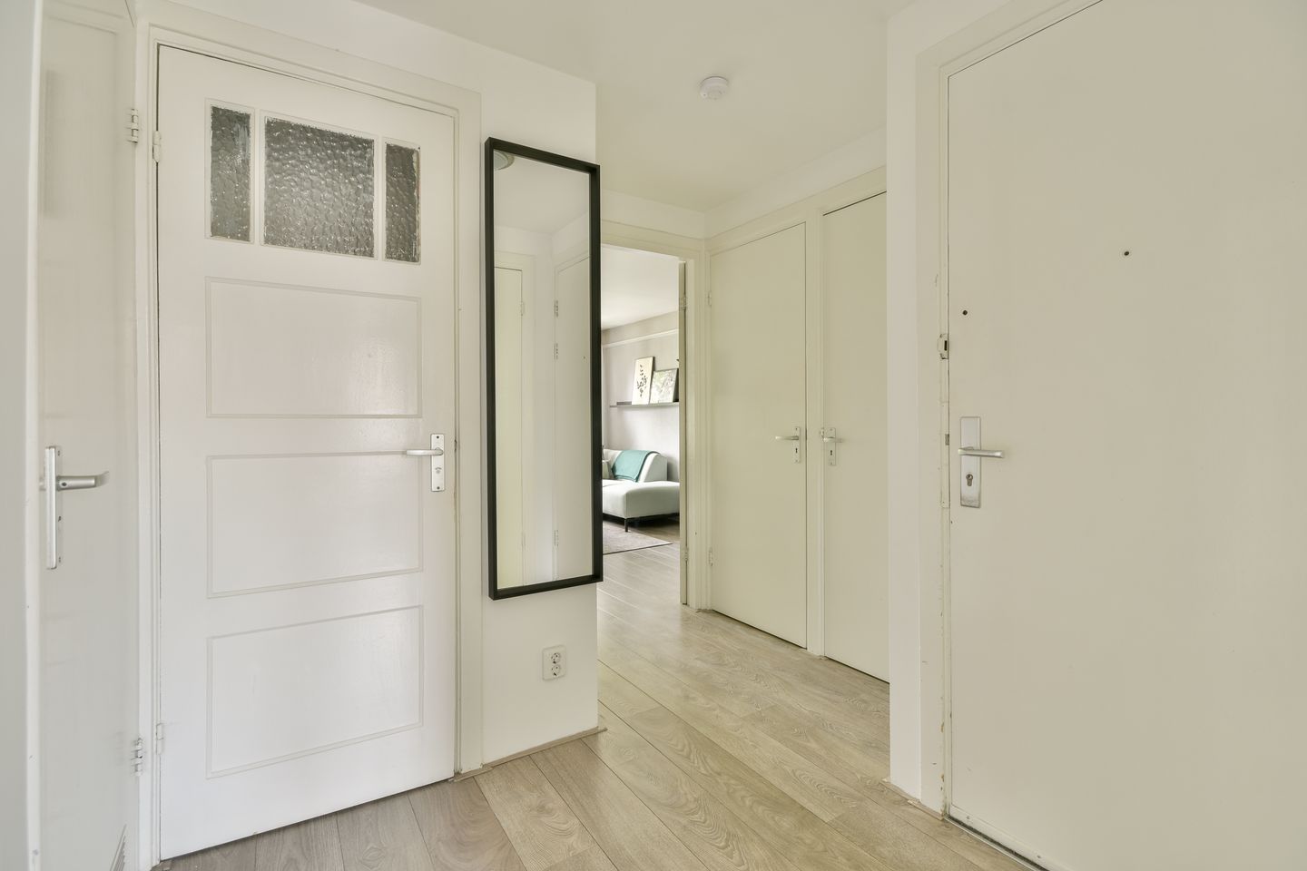 Foto 5 van Sara Burgerhartstraat 38-2