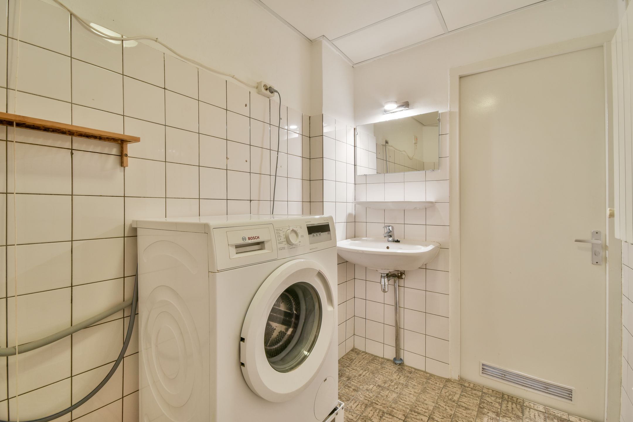 Foto 15 van Sara Burgerhartstraat 38-2