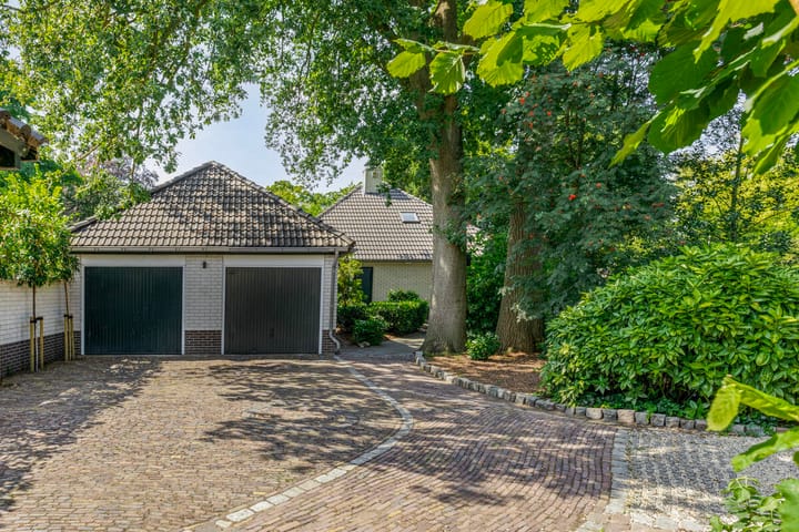 Foto 14 van Schoolstraat 50