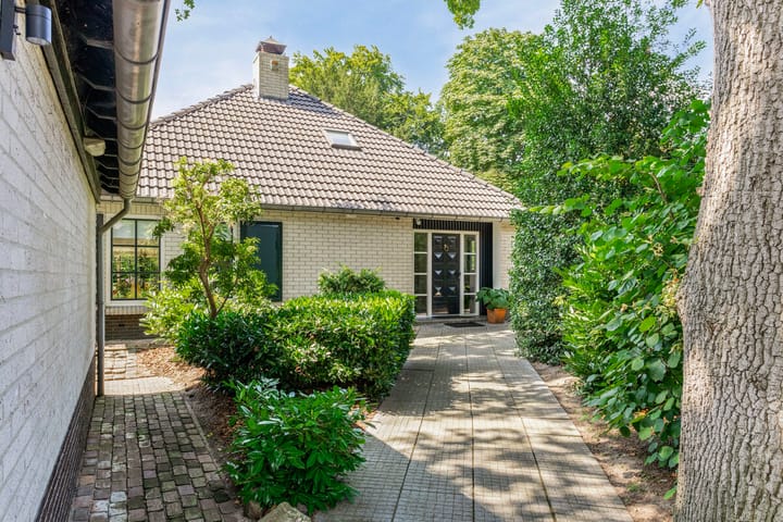 Foto 15 van Schoolstraat 50