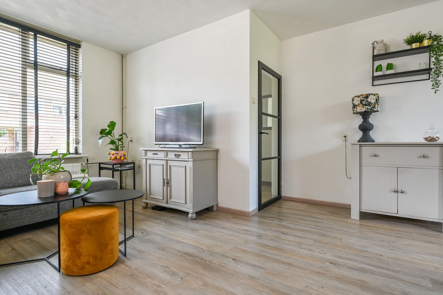 Foto 5 van van Egmondstraat 10