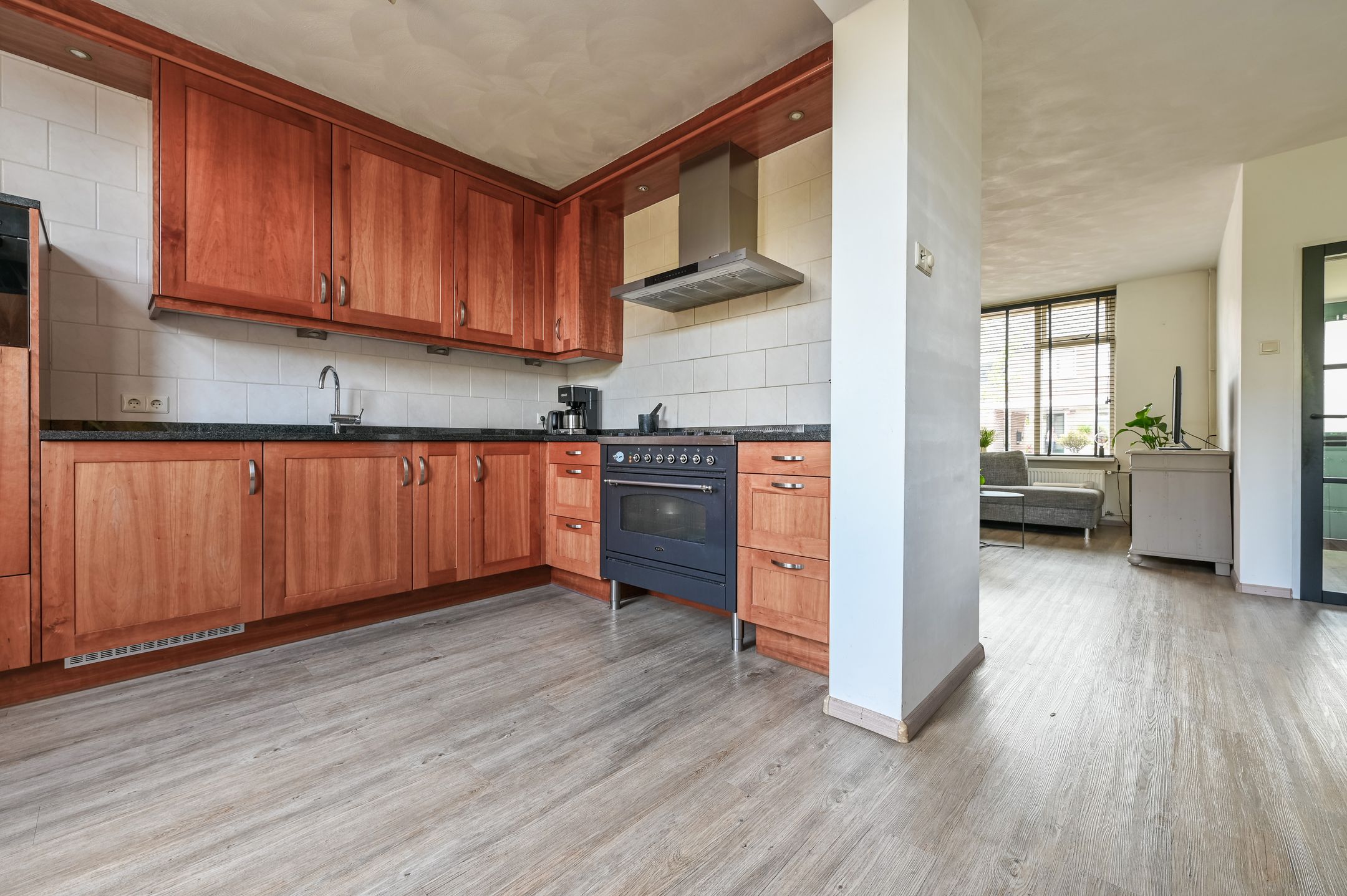 Foto 9 van van Egmondstraat 10