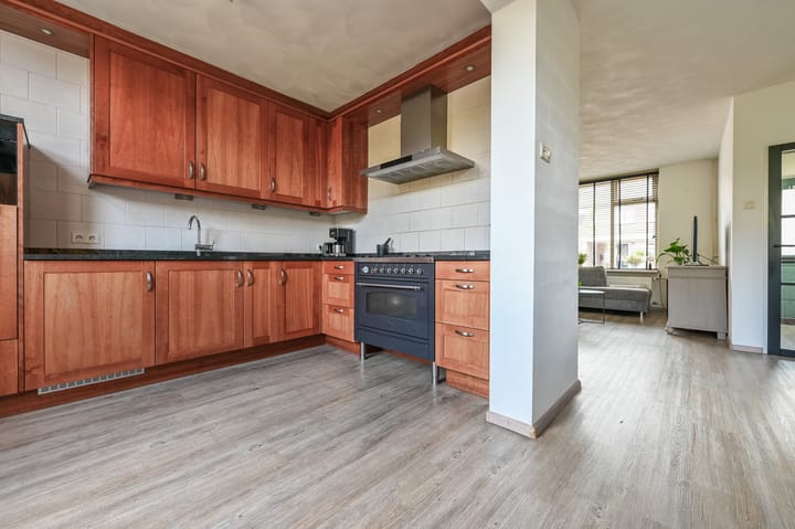 Foto 9 van van Egmondstraat 10