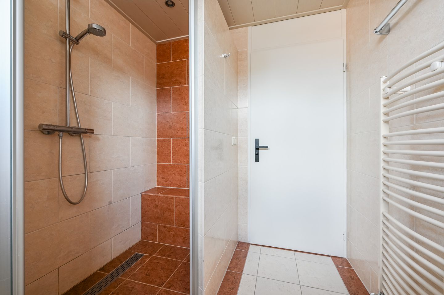 Foto 19 van van Egmondstraat 10