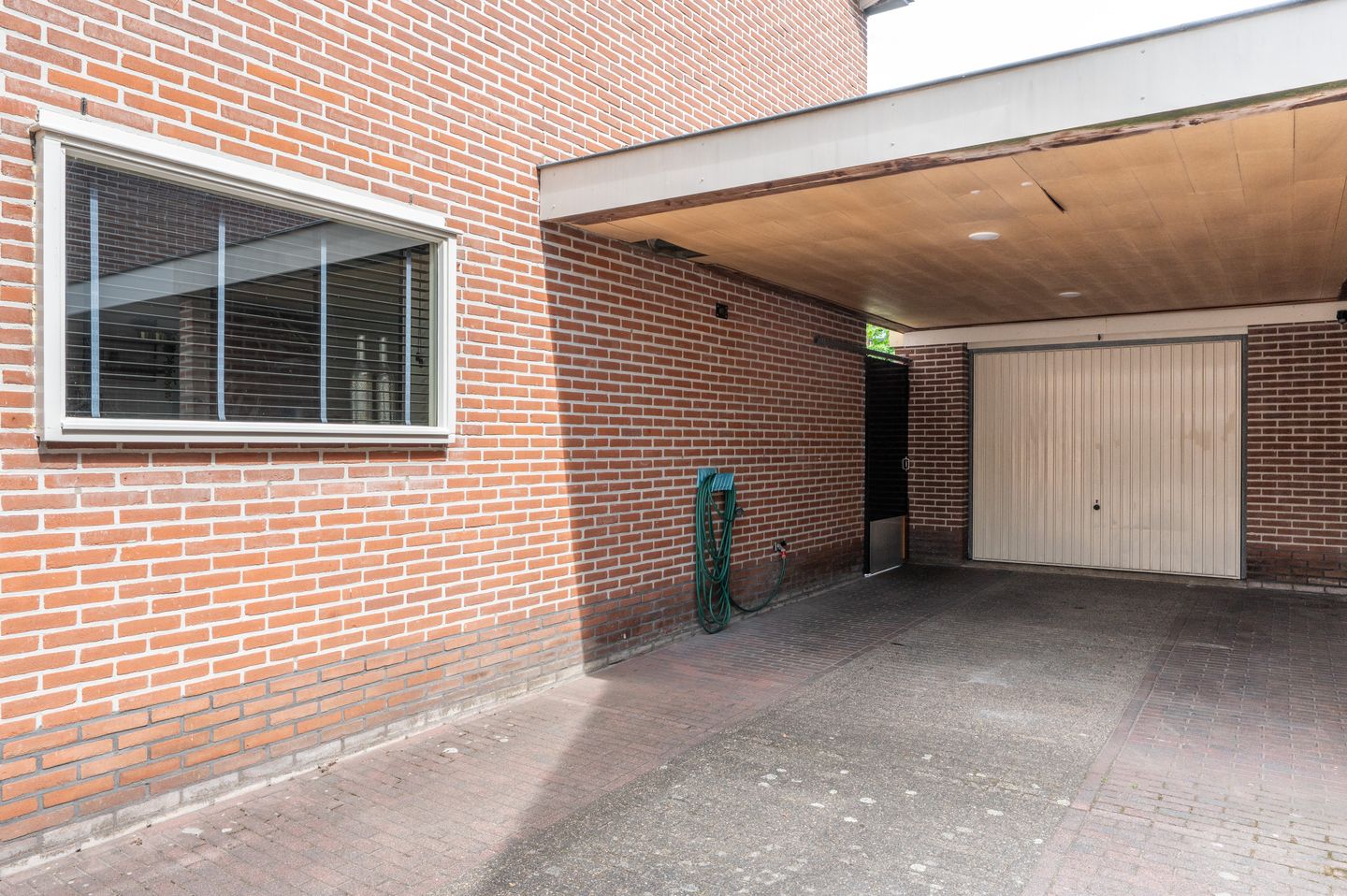 Foto 34 van van Egmondstraat 10