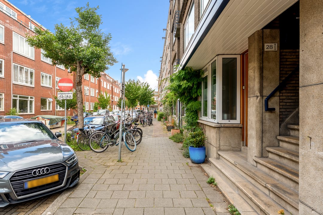 Foto 37 van Van der Meydestraat 28-B