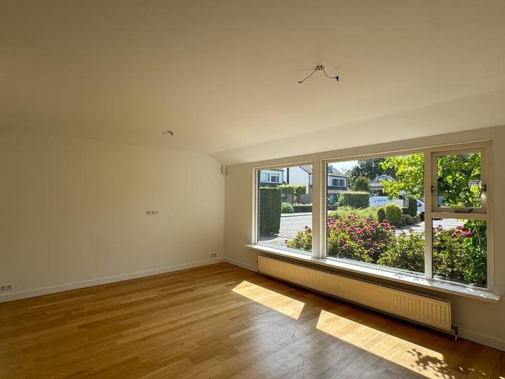 Foto 2 van Perronzijde 11