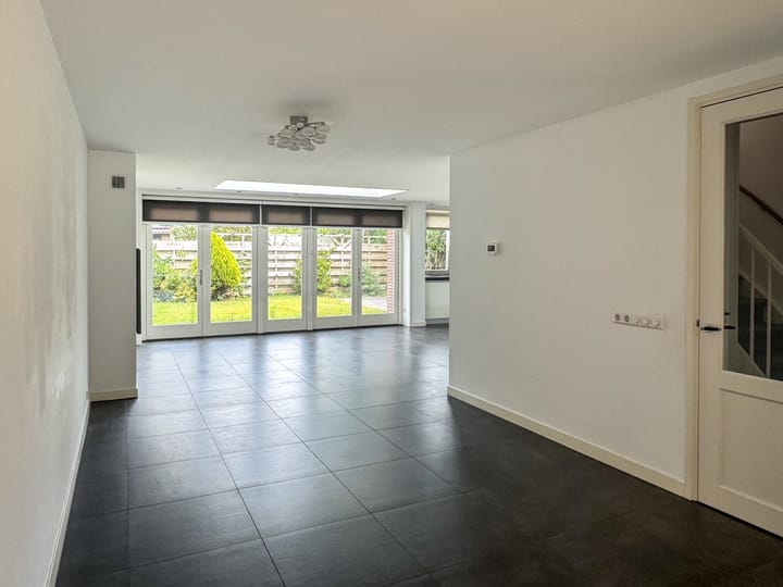 Foto 5 van Perronzijde 11