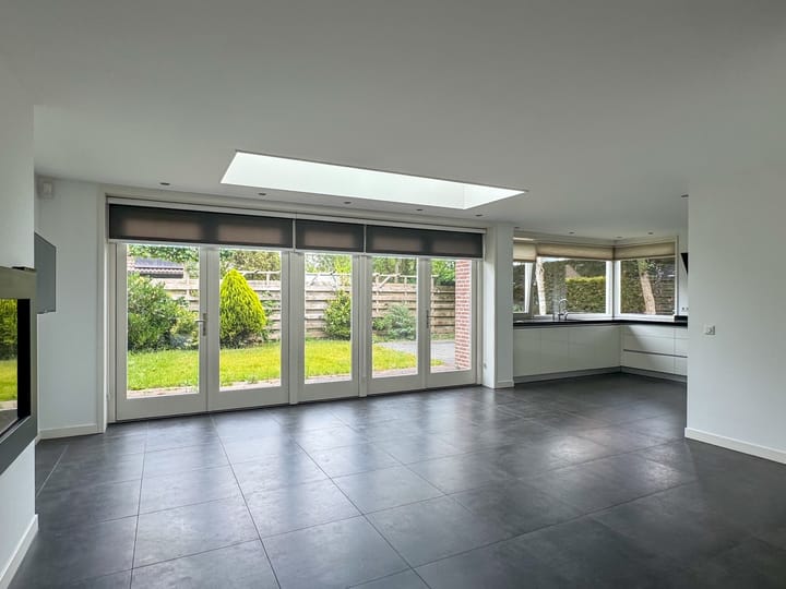 Foto 6 van Perronzijde 11