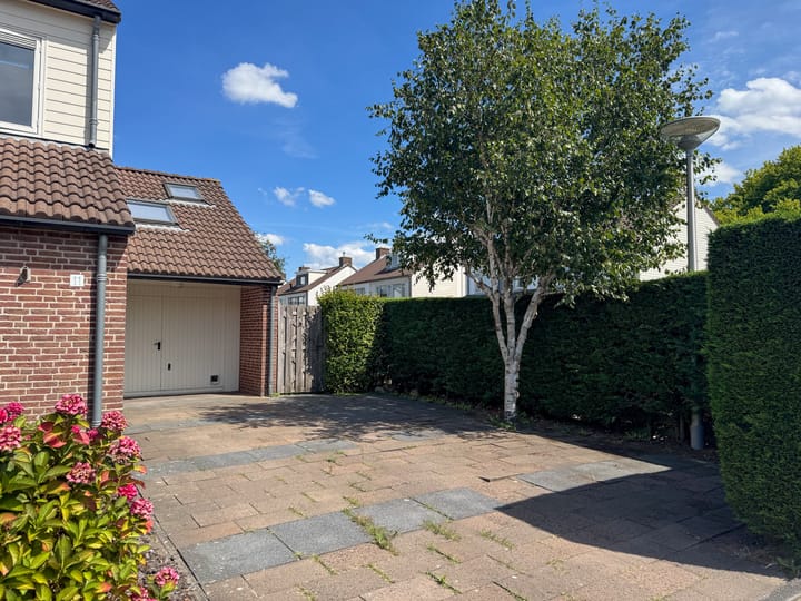 Foto 25 van Perronzijde 11