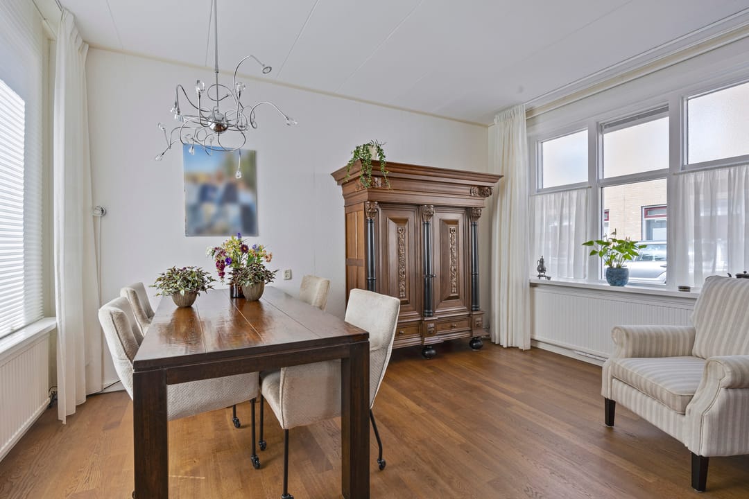 Photo 7 of Manhuisstraat 5