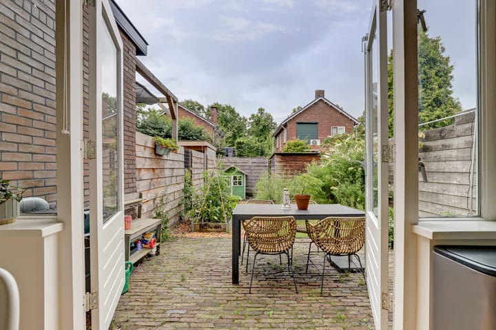 Foto 31 van Sophiastraat 73