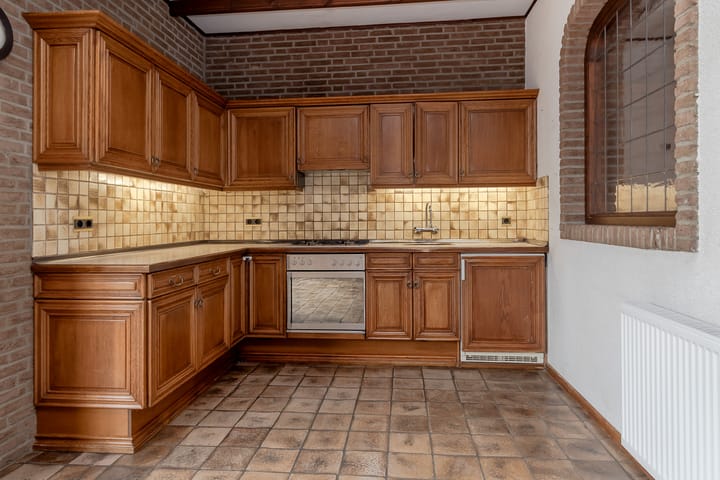 Foto 19 van Burg. Kampsstraat 17