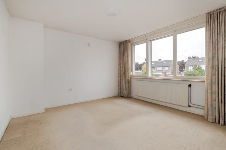 Foto 21 van Burg. Kampsstraat 17