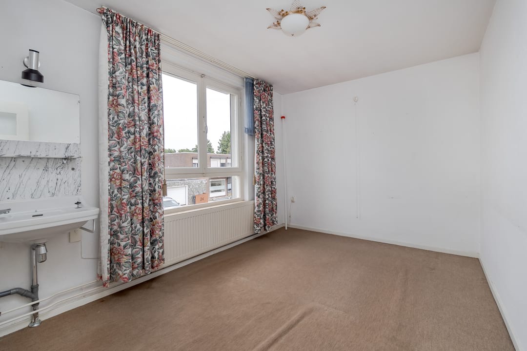 Foto 23 van Burg. Kampsstraat 17