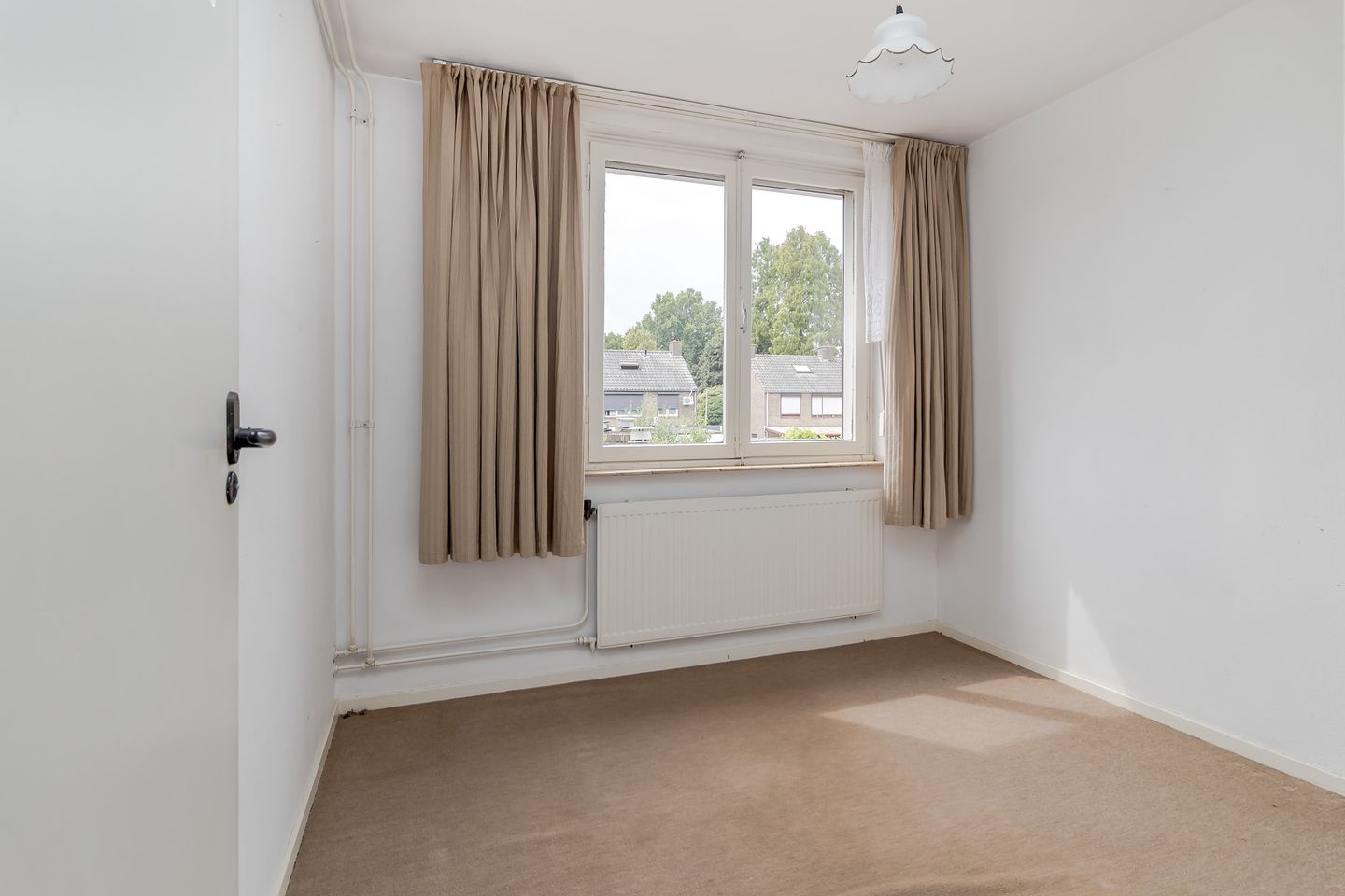 Foto 25 van Burg. Kampsstraat 17