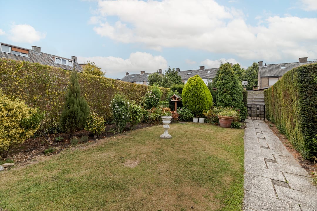 Foto 32 van Burg. Kampsstraat 17