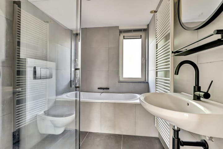 Foto 4 van Lucernehof 184