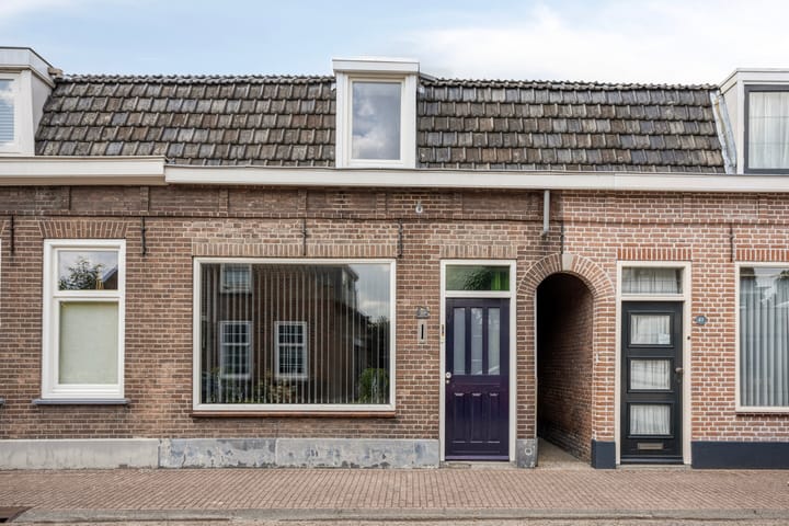 Foto 1 van Roestenbergstraat 39