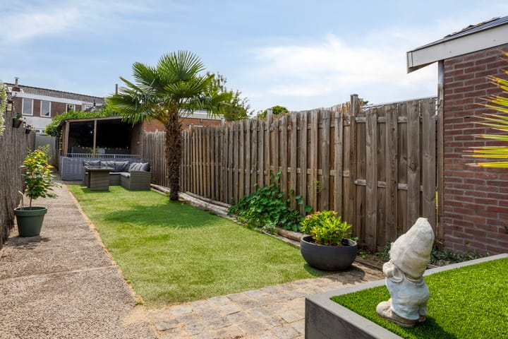 Foto 32 van Roestenbergstraat 39