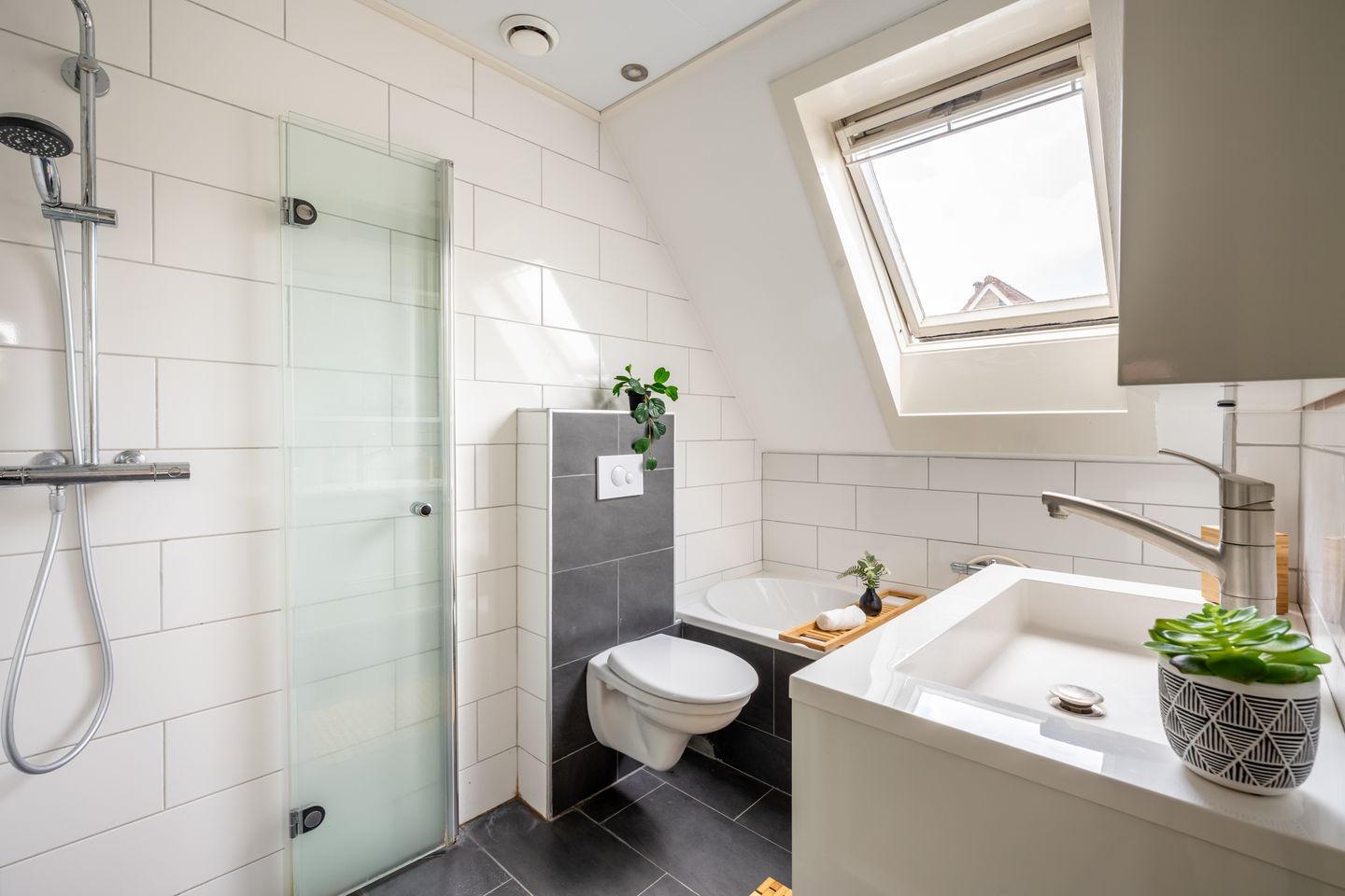 Foto 35 van Watermuntlaan 4